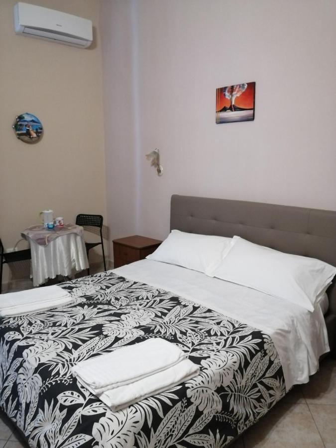 San Gaetano Bed Bed and Breakfast Νάπολη Εξωτερικό φωτογραφία